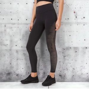 Lululemon Reveal 7/8 Tight Velocity Leggings